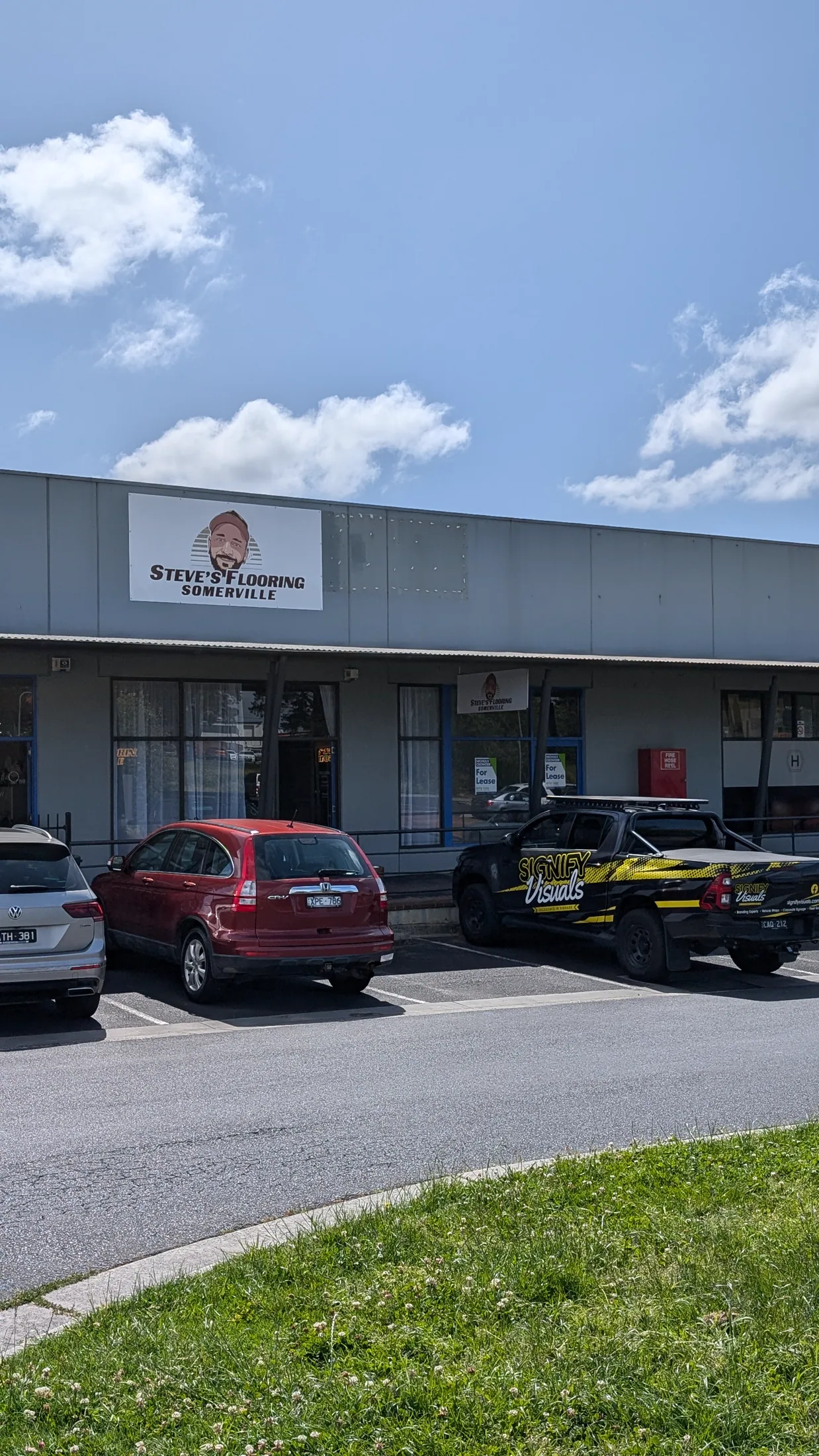 Steve's Flooring shopfront signage