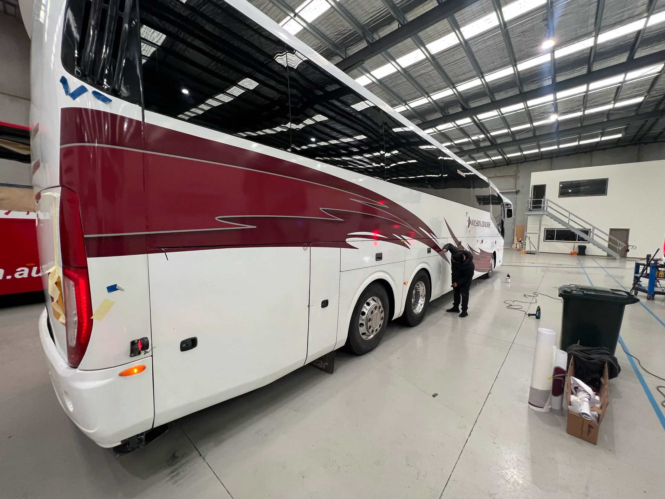 Wilson Coaches coach wrap side angle
